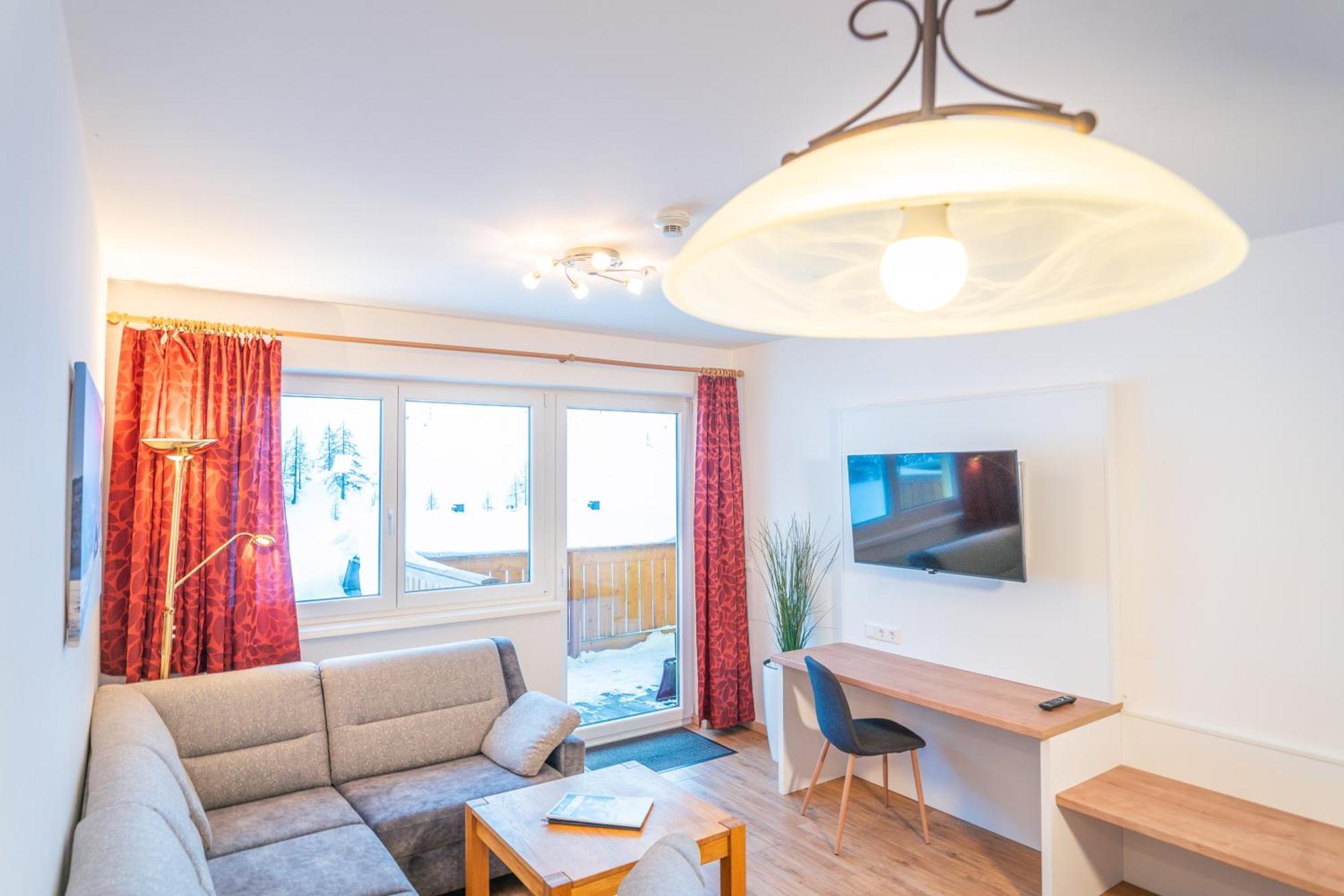 Alpsrental Apartments Freja オーバータウエルン エクステリア 写真