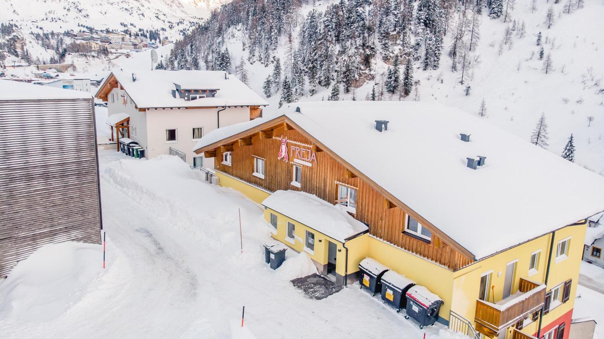 Alpsrental Apartments Freja オーバータウエルン エクステリア 写真